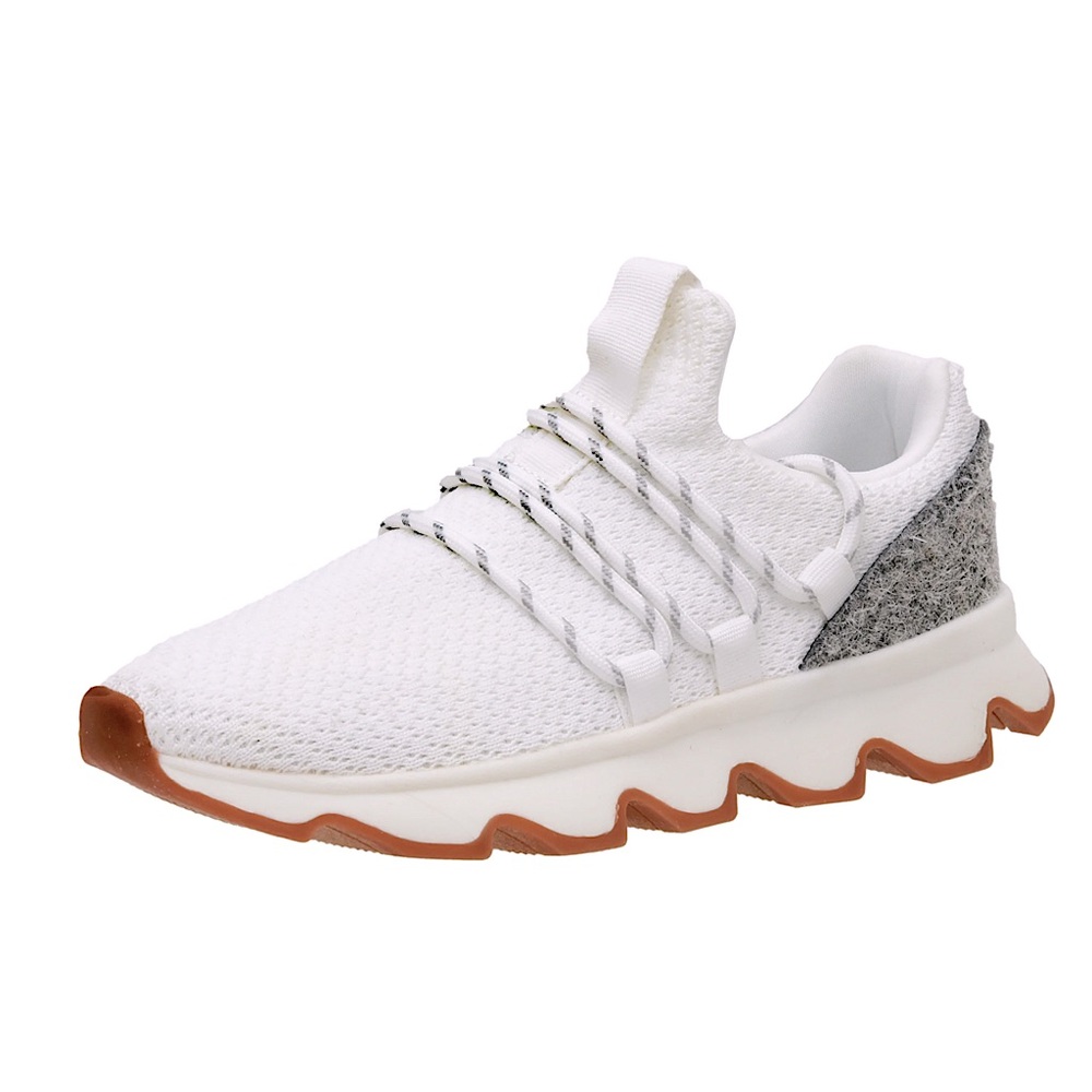 🆕 White/Gray Knit Sneakers (fits 7.5)